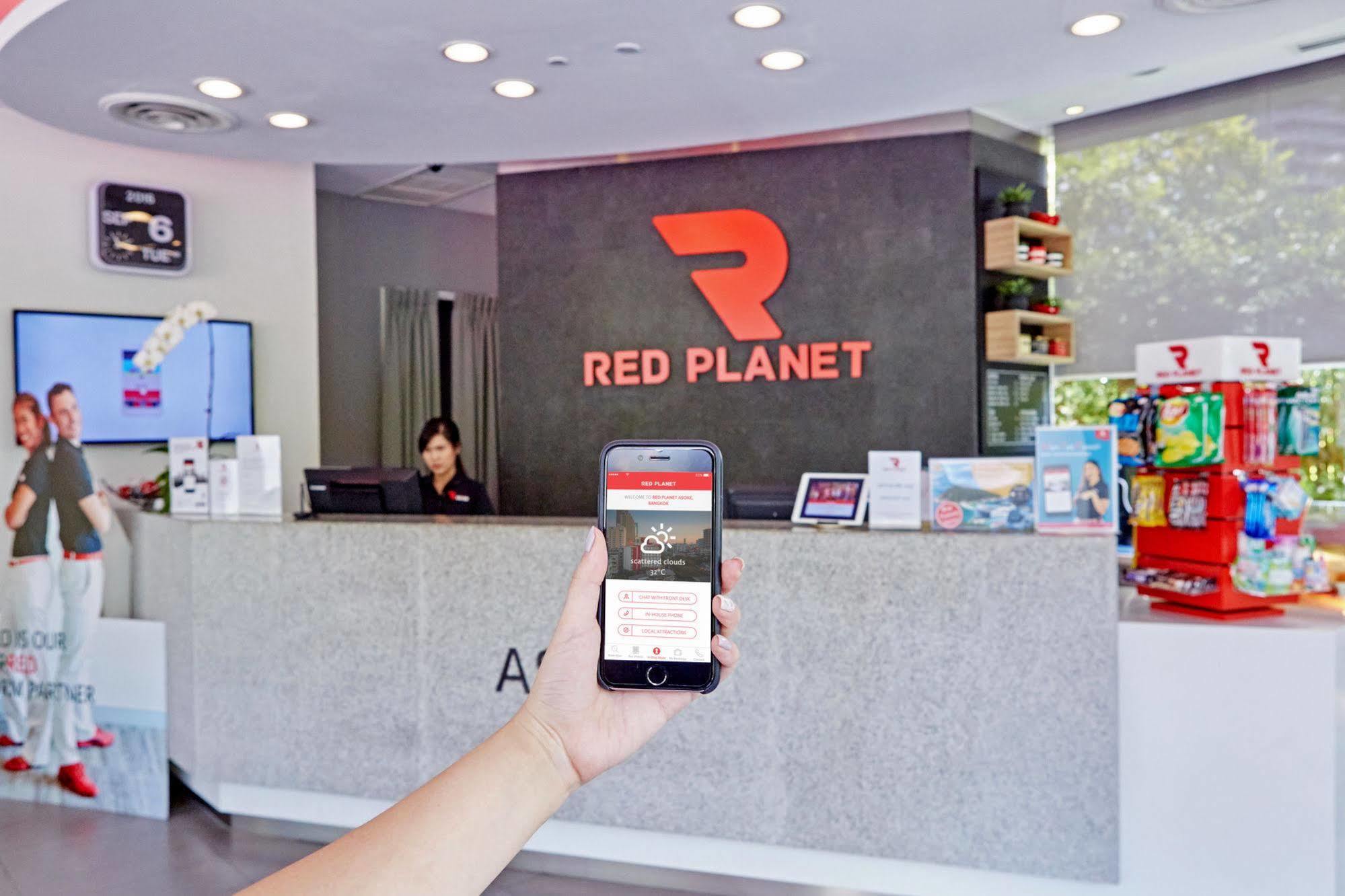 Red Planet Bangkok Asoke - SHA Extra Plus Bagian luar foto